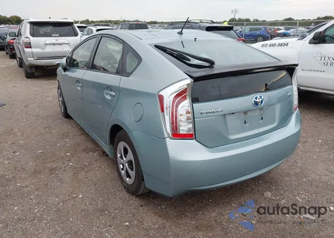 2015 Toyota Prius Two z USA, uszkodzony, nr VIN JTDKN3DU1F1900207